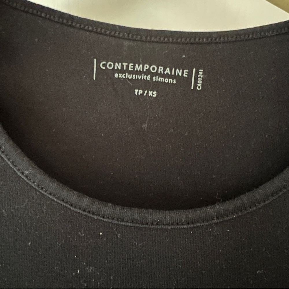 Basic black t-shirt - Picture 3 of 6